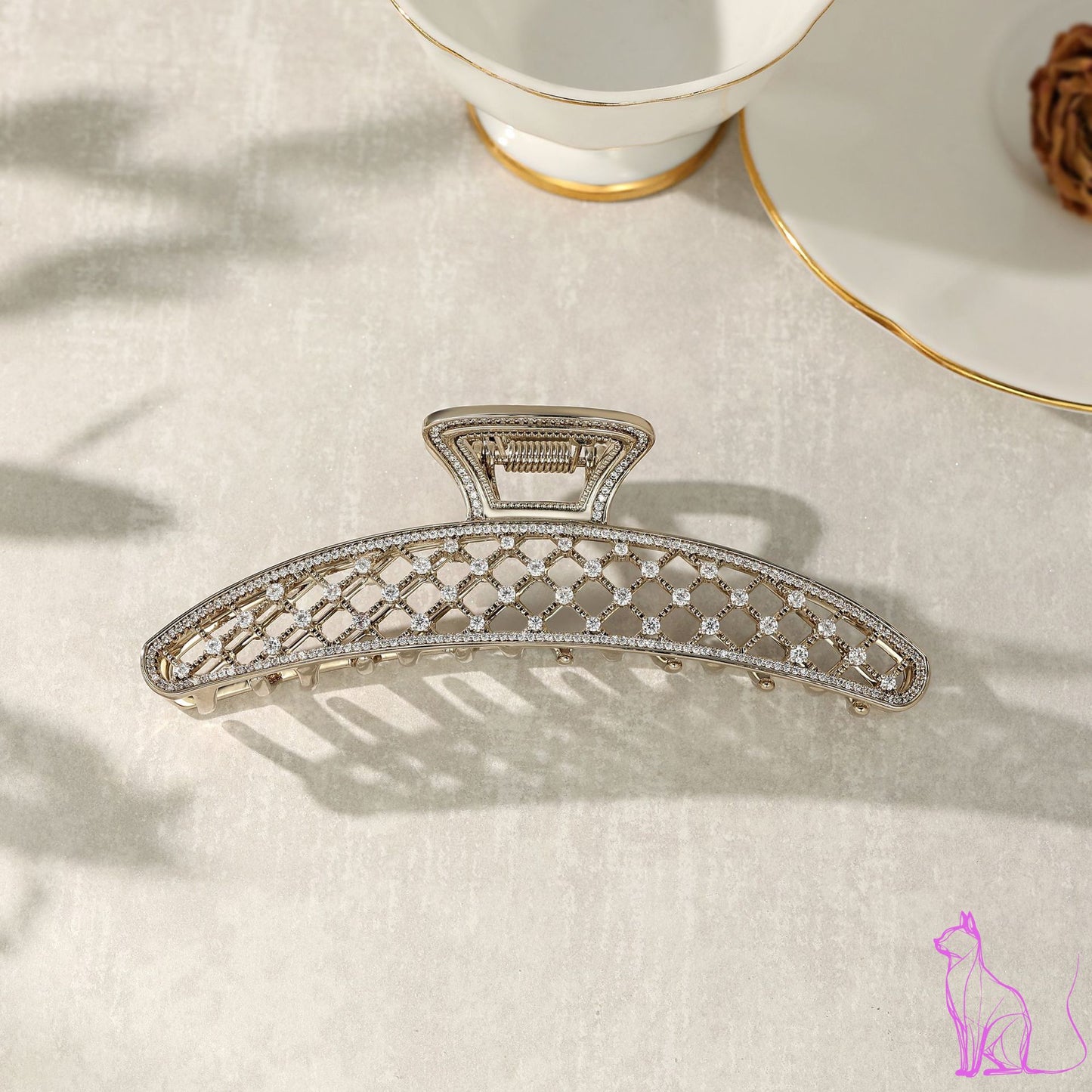 French designer's original design of light luxury and high-end, featuring a unique set of zircon hairpins and a shark clip for a female hairpin