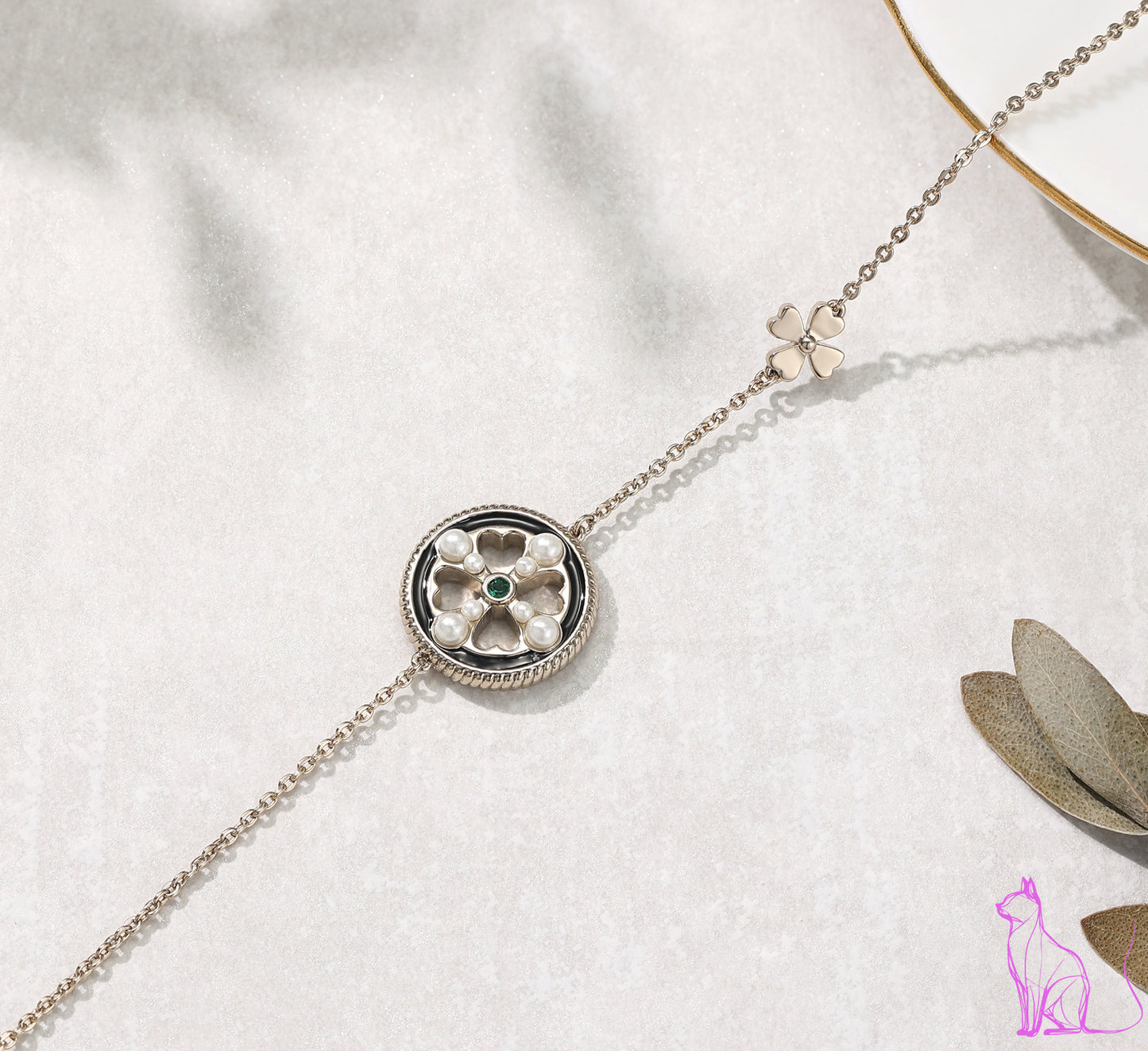 New four-leaf clover flower enamel millet beads high sense simple bracelet Joker fashion exquisite jewelry women.